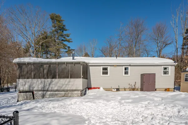 $514,900 | 325 Pembroke Hill Road, Pembroke, NH 03275