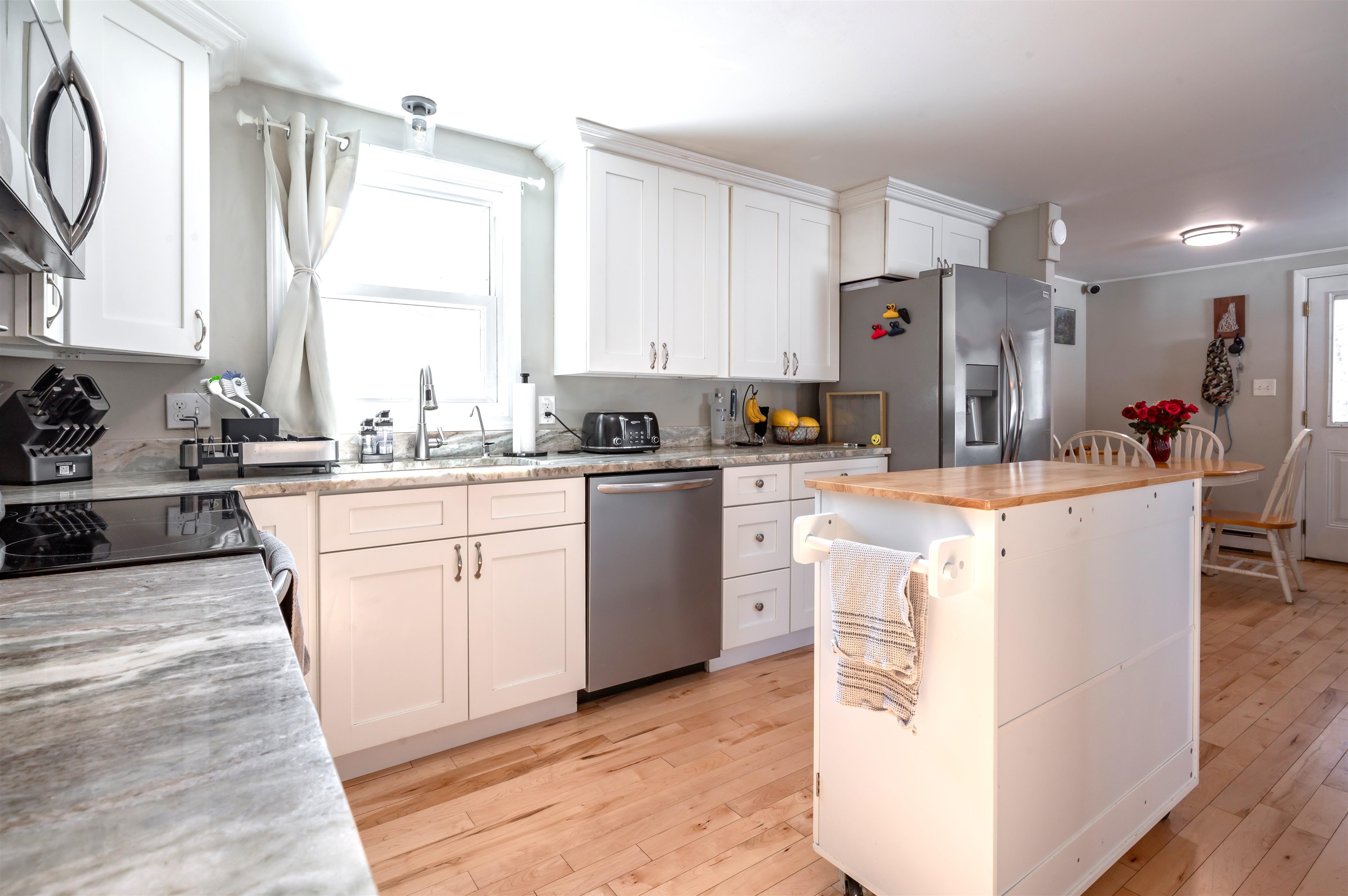 325 Pembroke Hill Road Pembroke, NH 03275 - Photo 5 of 55