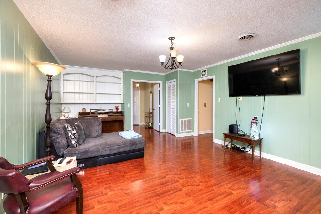 707 West Hampton Avenue Sumter, SC 29150 - Photo 23 of 46