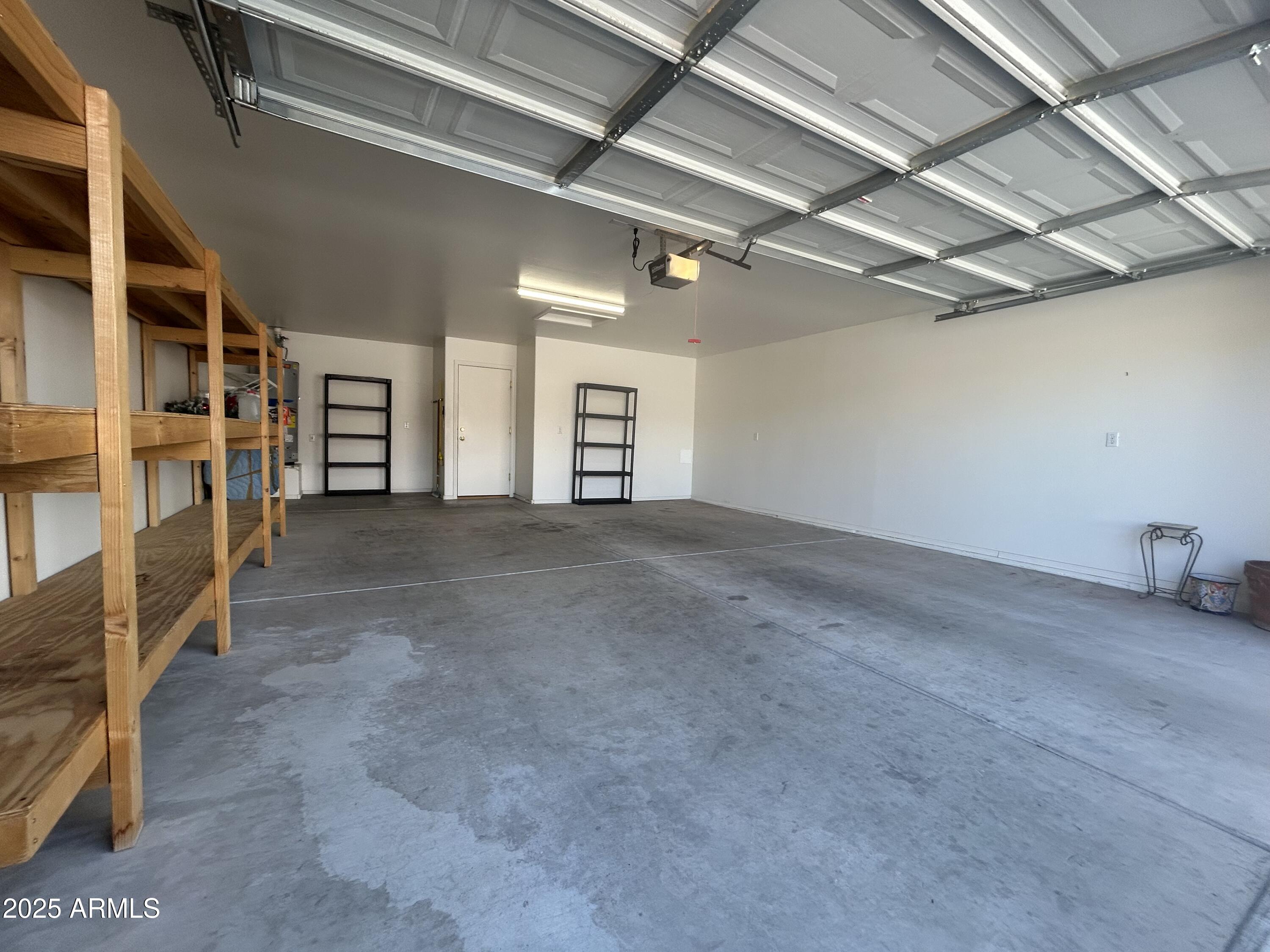 765 South Rising View Court Cornville, AZ 86325 - Photo 17 of 27 Garage