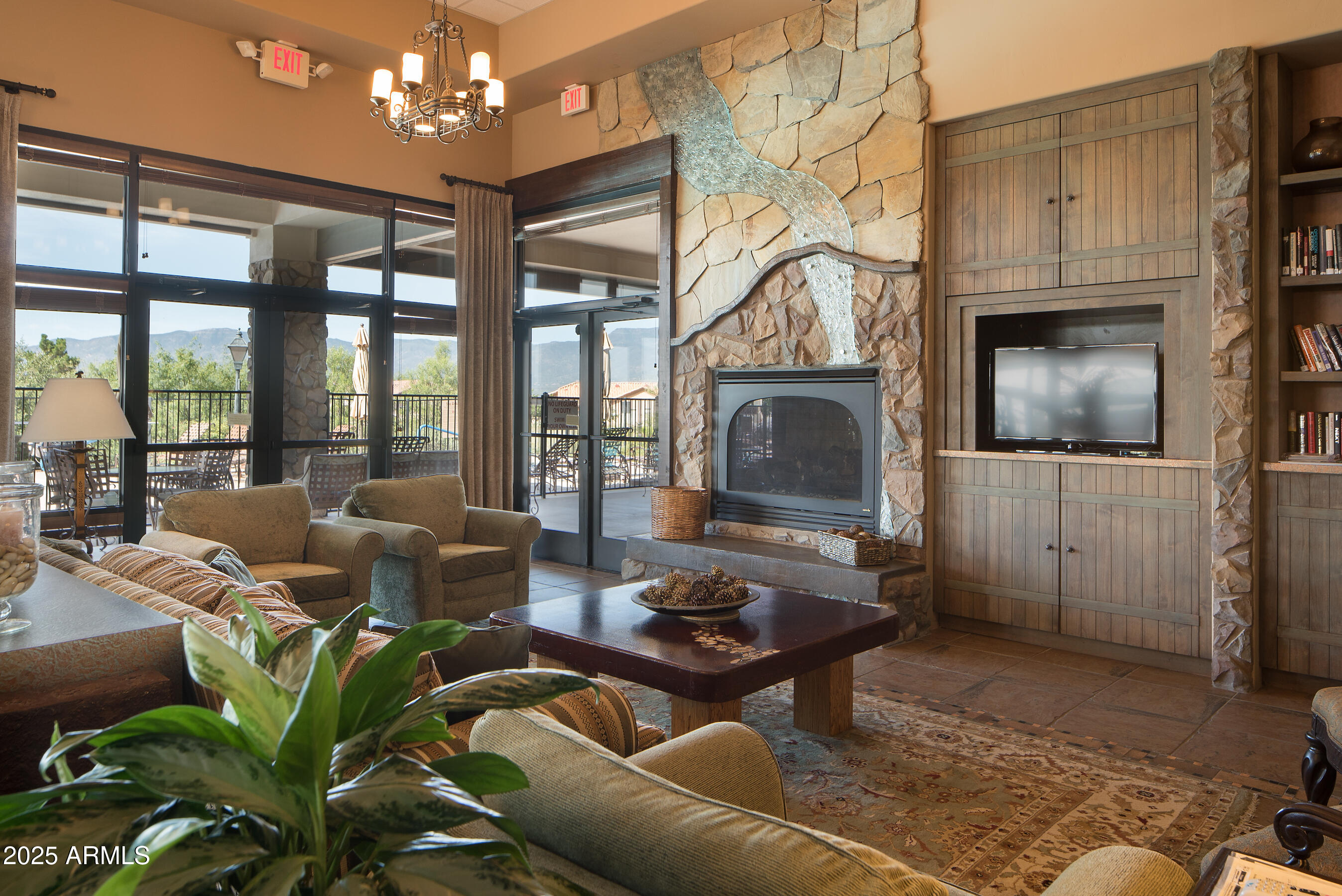 765 South Rising View Court Cornville, AZ 86325 - Photo 23 of 27 Clubhouse Lounge