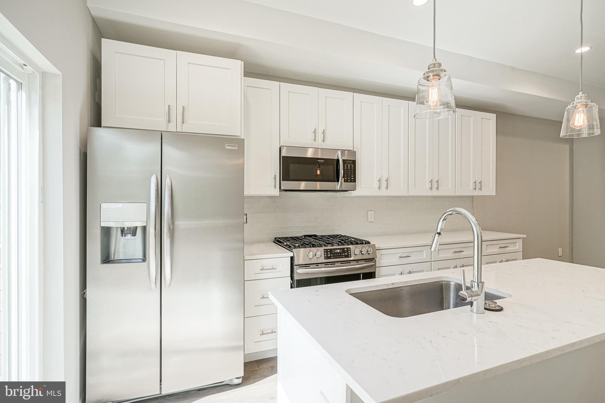 542 Pierce Street Philadelphia, PA 19148 - Photo 11 of 51