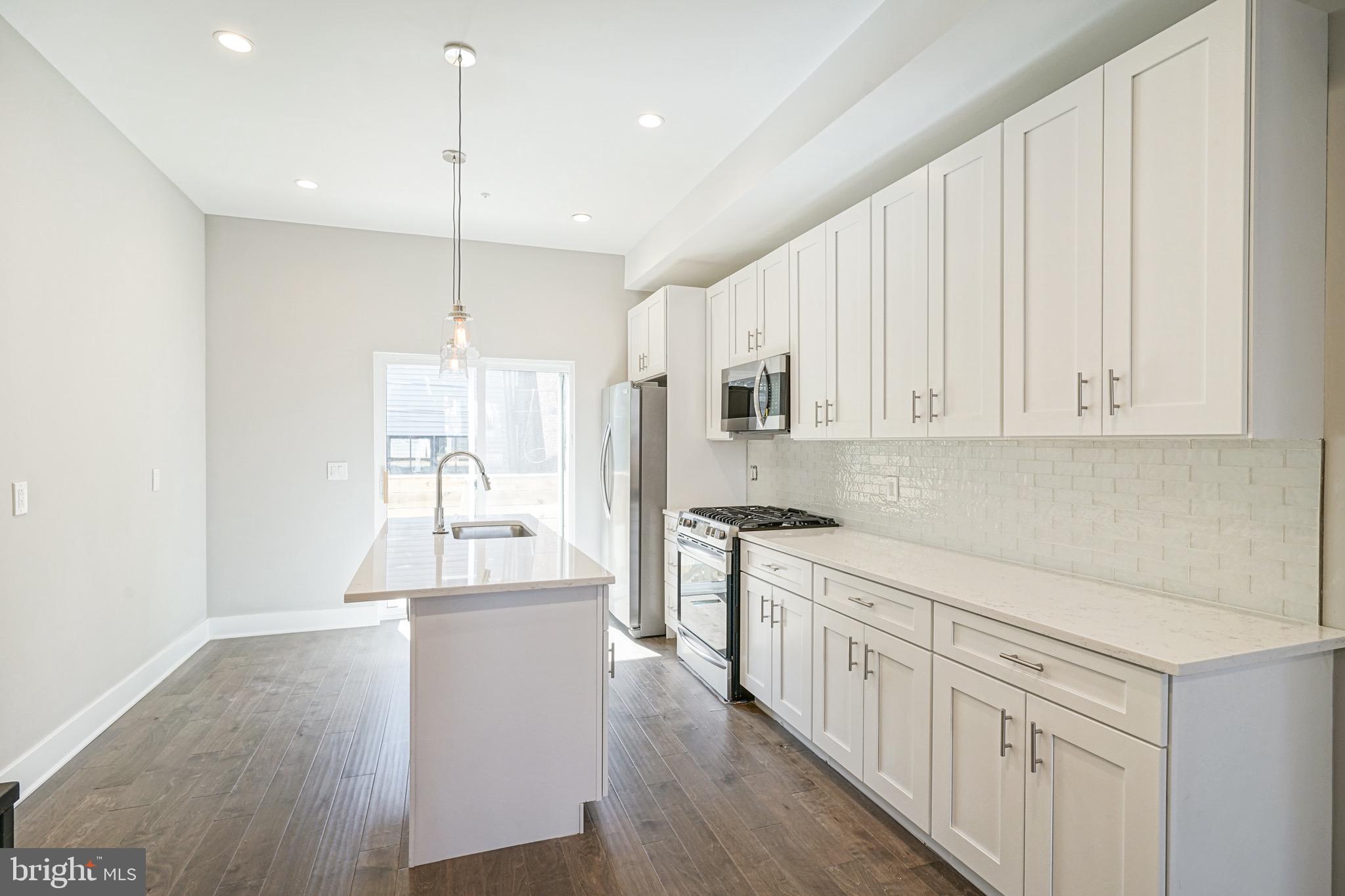 542 Pierce Street Philadelphia, PA 19148 - Photo 12 of 51
