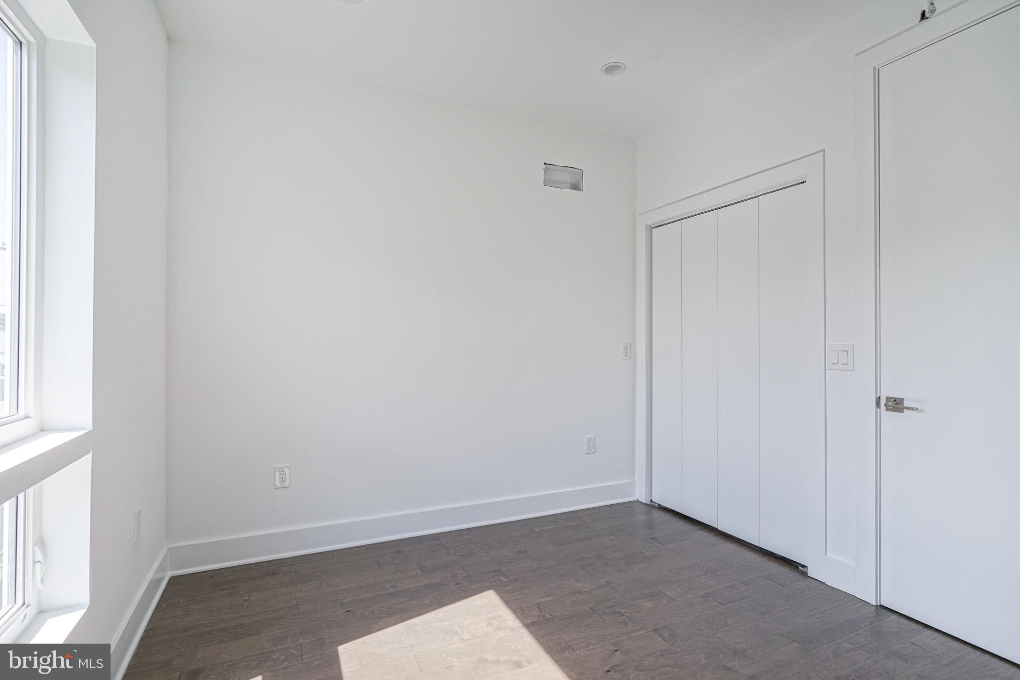 542 Pierce Street Philadelphia, PA 19148 - Photo 18 of 51