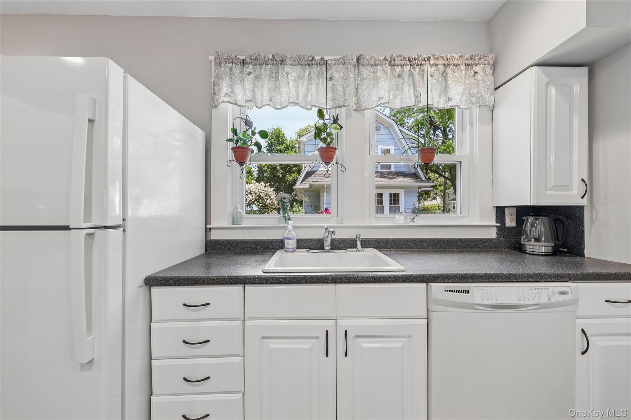 16 Spring Street Nyack, NY 10960 - Photo 12 of 26