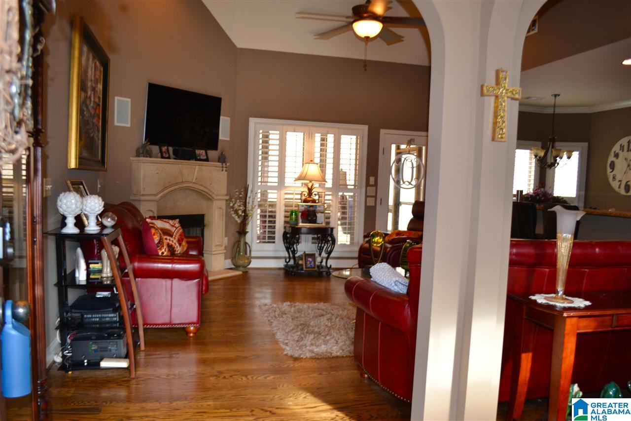 424 Ballantrae Road Pelham, AL 35124 - Photo 4 of 21 Gallery Image 4