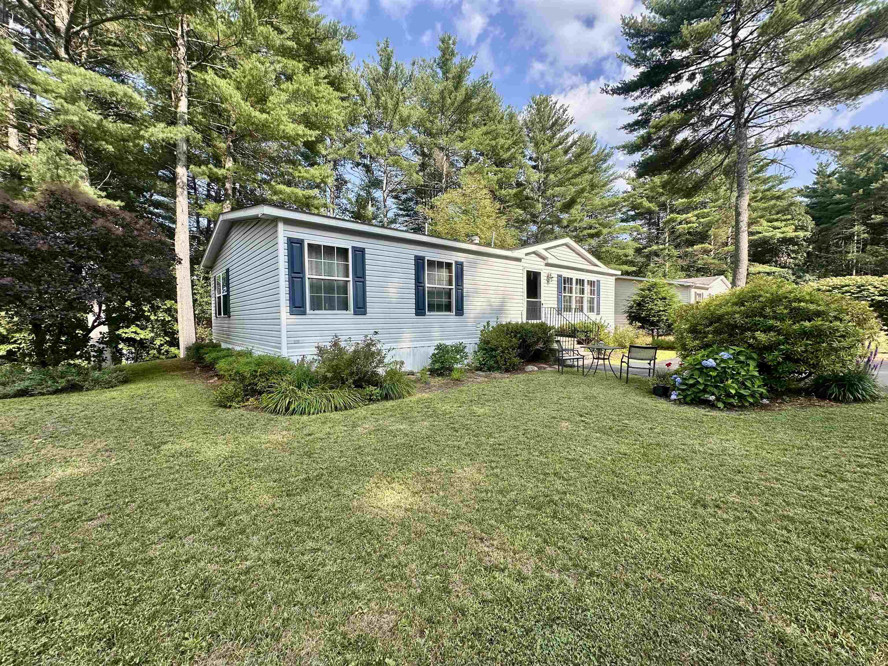 36 Murray Drive Rochester, NH 03868 - Photo 2 of 32