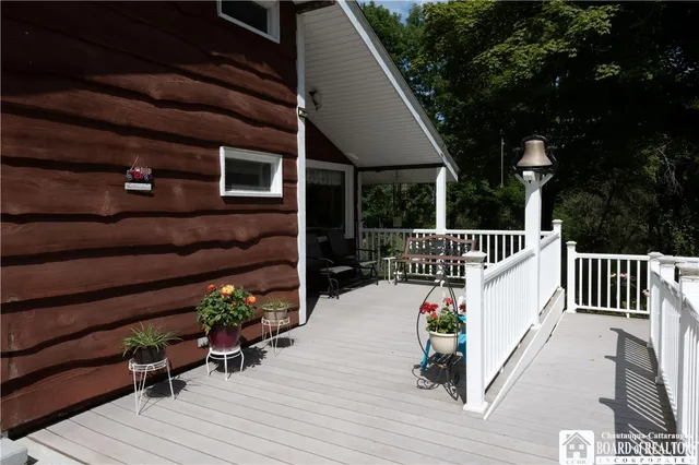 $340,000 | 10250 Highway 39, Springville, NY 14141