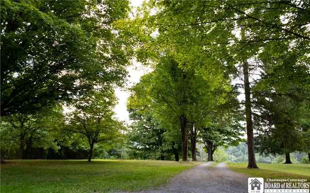 $340,000 | 10250 Highway 39, Springville, NY 14141