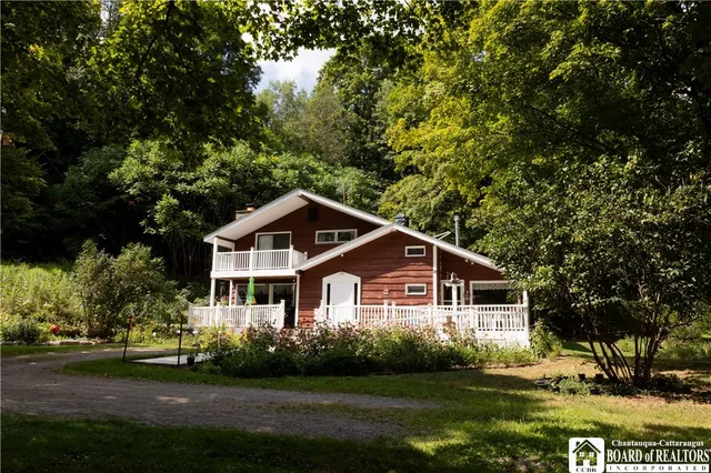 $340,000 | 10250 Highway 39, Springville, NY 14141