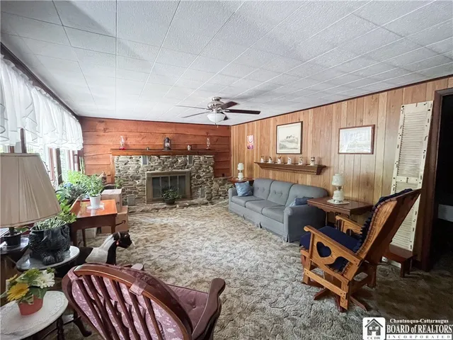 $340,000 | 10250 Highway 39, Springville, NY 14141