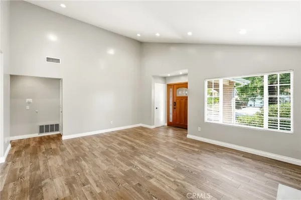 $889,900 | 14015 Candlewood Drive, Sylmar, CA 91342