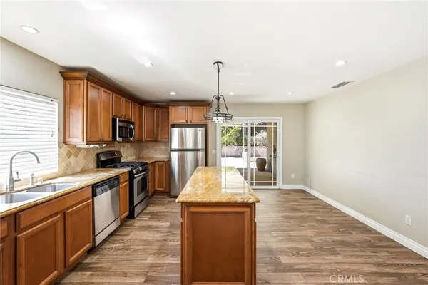 $889,900 | 14015 Candlewood Drive, Sylmar, CA 91342