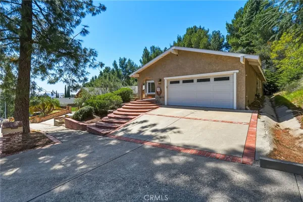 $889,900 | 14015 Candlewood Drive, Sylmar, CA 91342