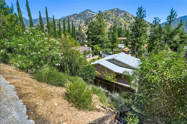 $889,900 | 14015 Candlewood Drive, Sylmar, CA 91342