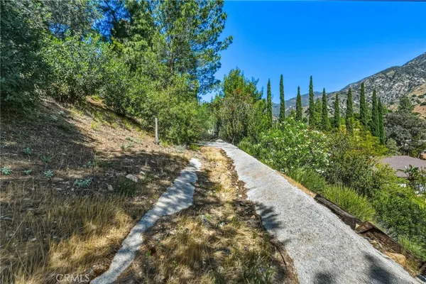 $889,900 | 14015 Candlewood Drive, Sylmar, CA 91342