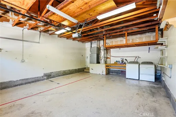 $889,900 | 14015 Candlewood Drive, Sylmar, CA 91342
