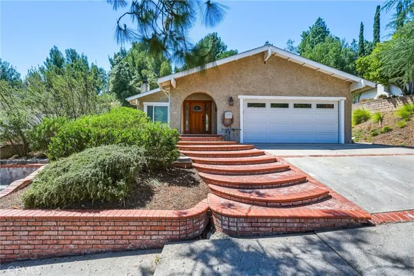 $889,900 | 14015 Candlewood Drive, Sylmar, CA 91342