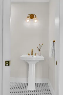 $1,890,000 | 323 50th Avenue North, Nashville, TN 37209