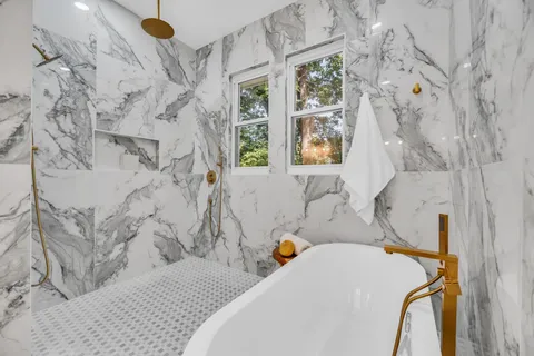 $1,890,000 | 323 50th Avenue North, Nashville, TN 37209