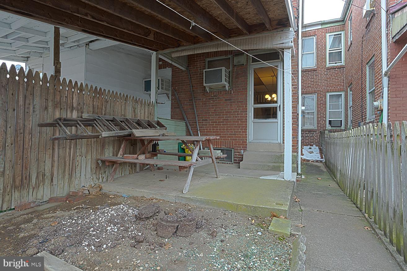 1409 Church Street Reading, PA 19601 - Photo 17 of 19