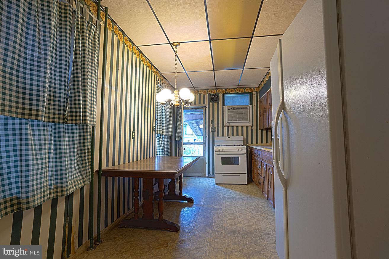 1409 Church Street Reading, PA 19601 - Photo 7 of 19