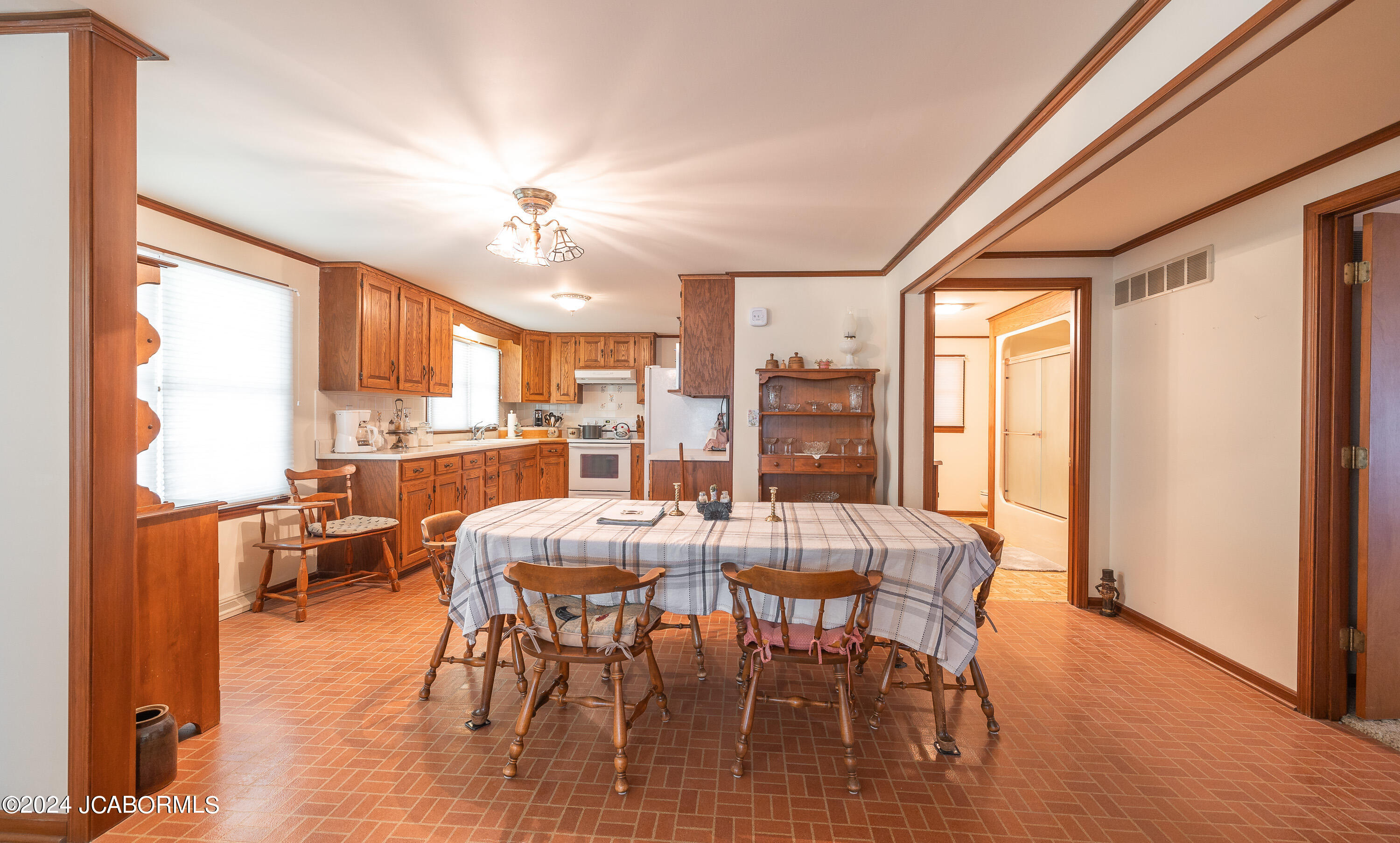 3040 State Rte H Fayette, MO 65248 - Photo 15 of 60