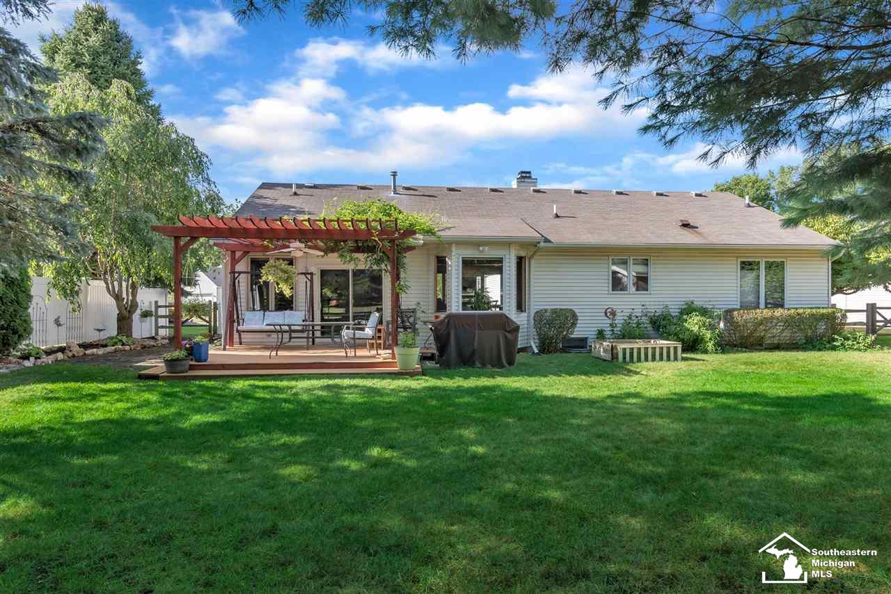 2418 Sandpiper Road Lambertville, MI 48144 - Photo 33 of 41 50021715-32.JPG