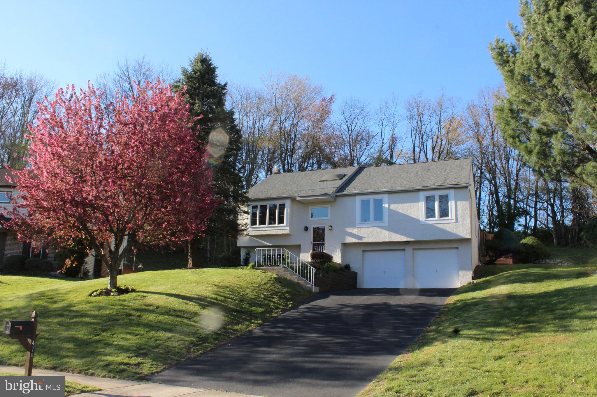 470 Ridge Lane Springfield, PA 19064 - Photo 2 of 36