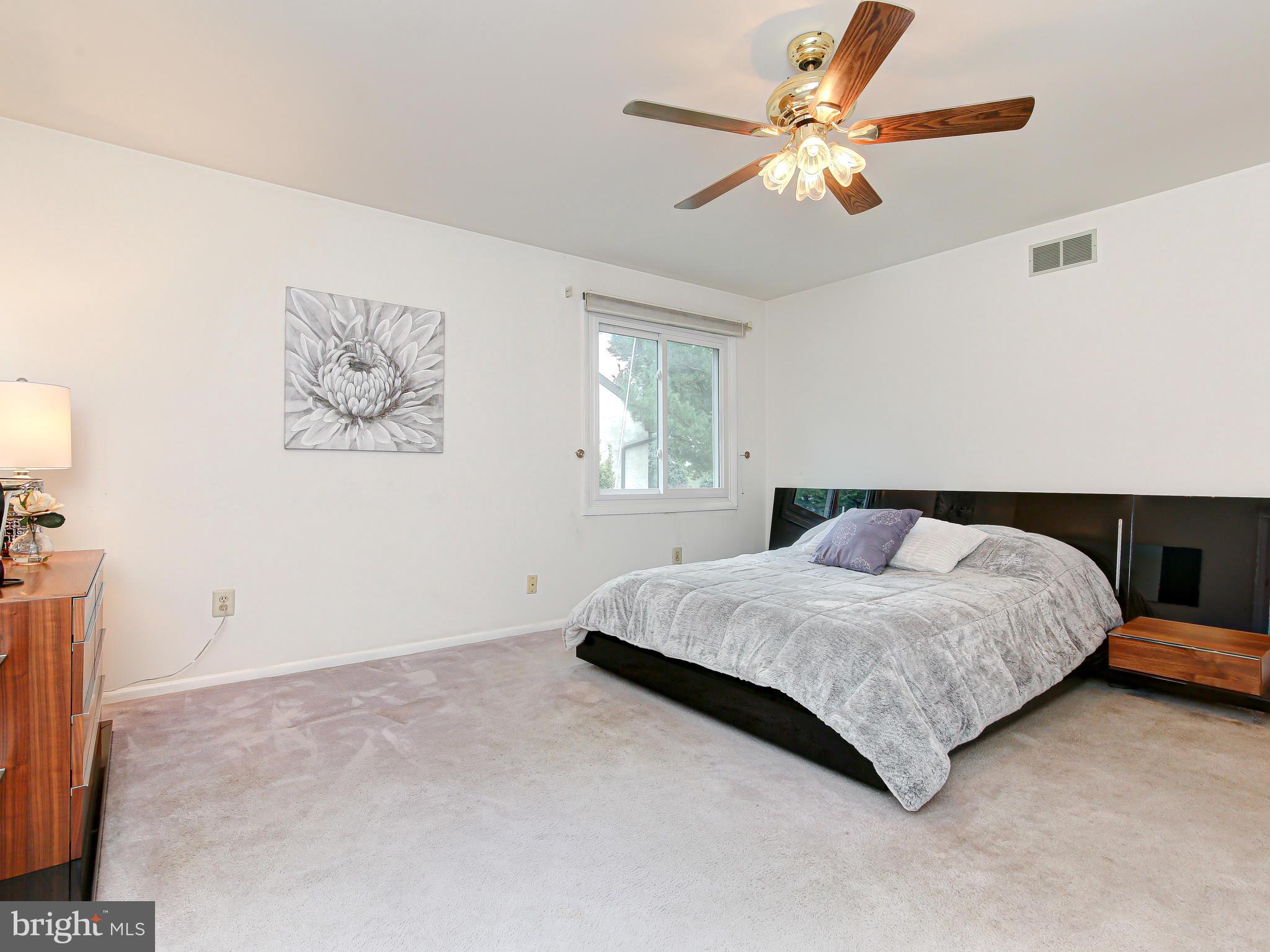 470 Ridge Lane Springfield, PA 19064 - Photo 20 of 36 Master Bedroom