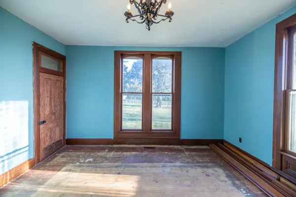 $1,165,550 | 46863 East 192nd Street, Norborne, MO 64668