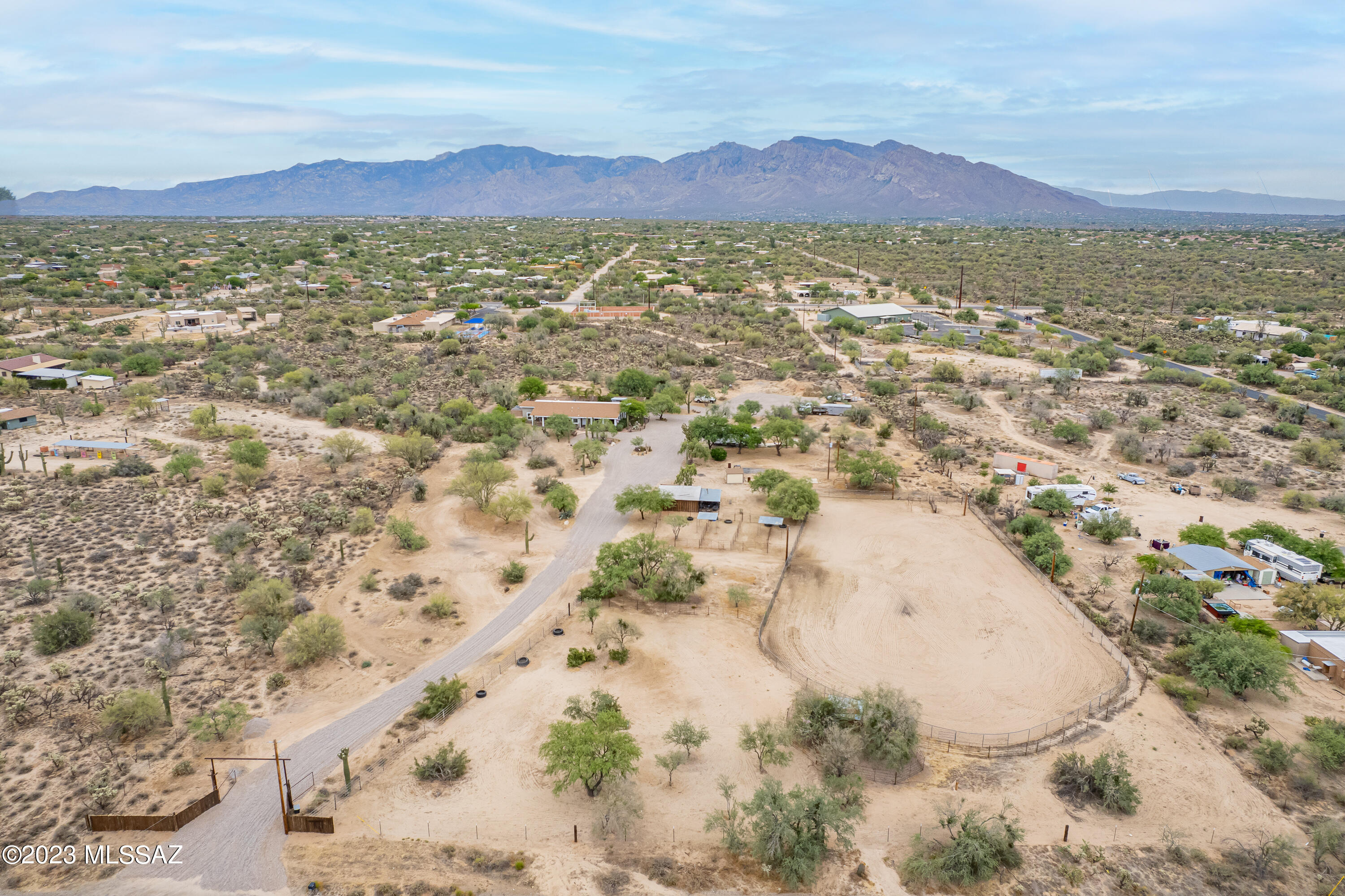 10460 North Gila Road Tucson, AZ 85742 - Photo 4 of 43 Gallery Image 4