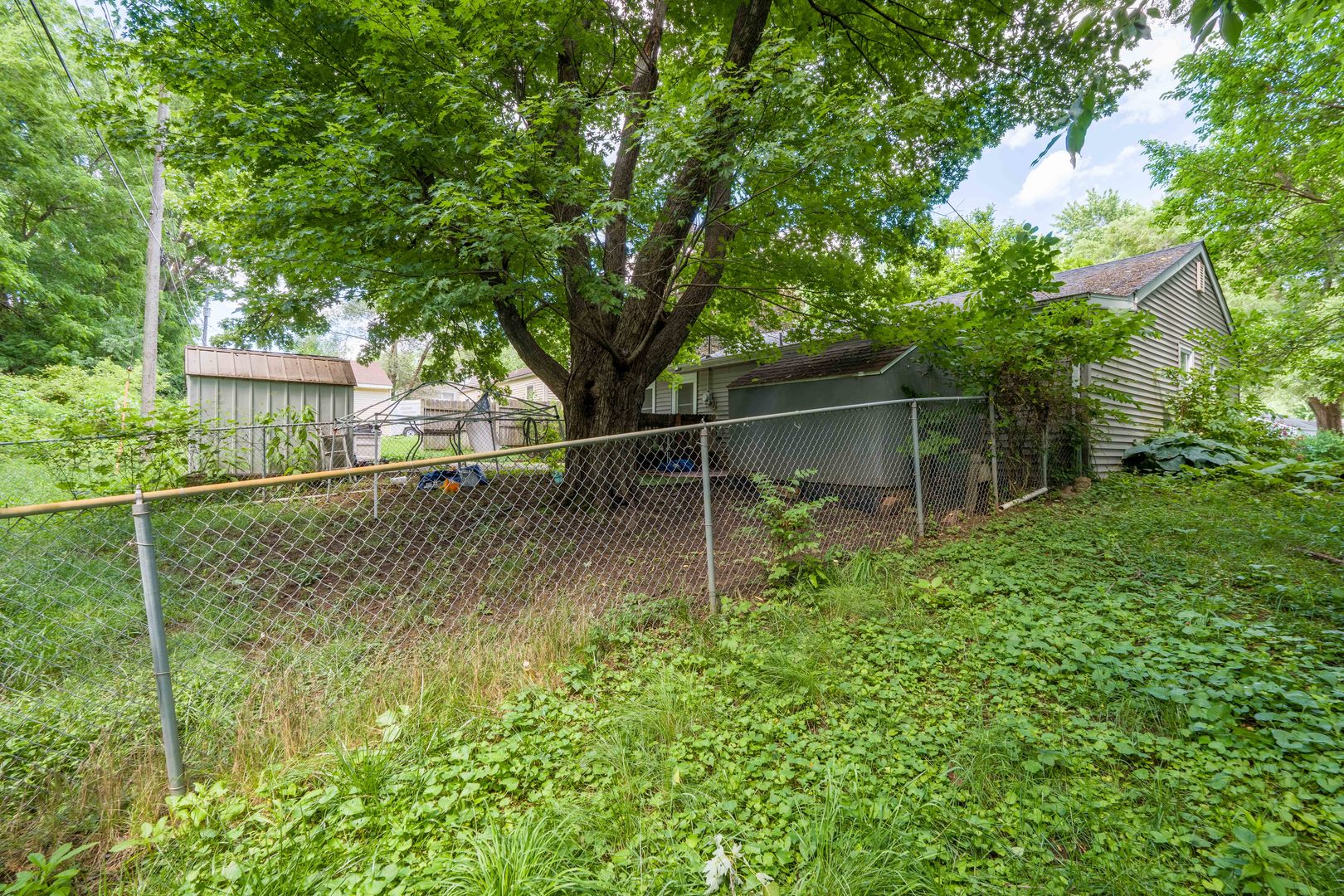 7002 Ridge Drive Davenport, IA 52806 - Photo 25 of 27