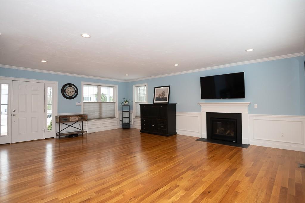 17 Parker Road Berlin, MA 01503 - Photo 12 of 32