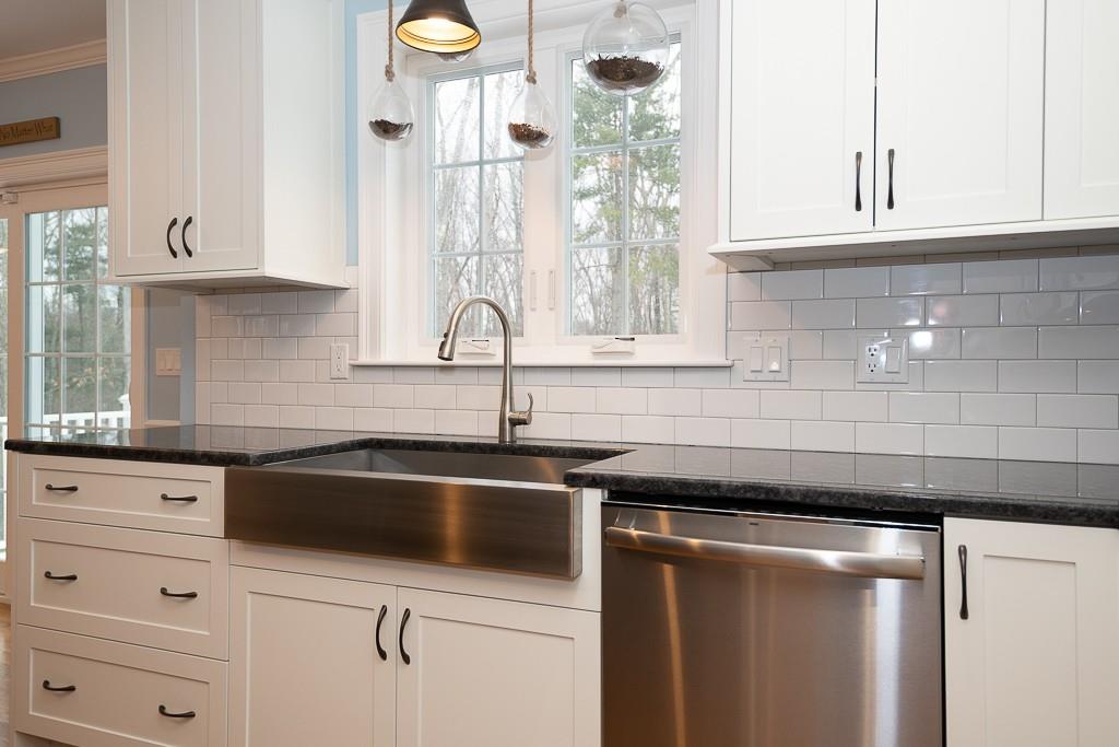 17 Parker Road Berlin, MA 01503 - Photo 3 of 32