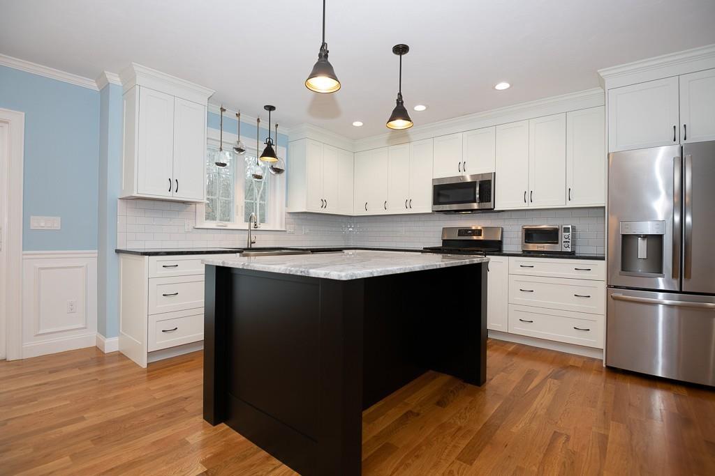 17 Parker Road Berlin, MA 01503 - Photo 4 of 32