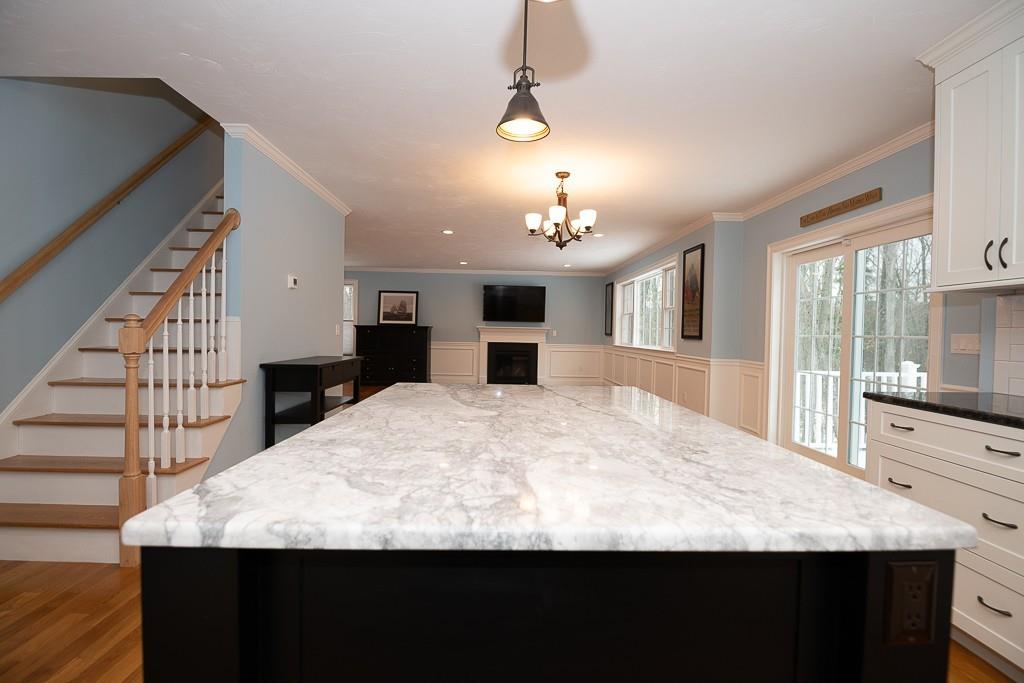 17 Parker Road Berlin, MA 01503 - Photo 10 of 32