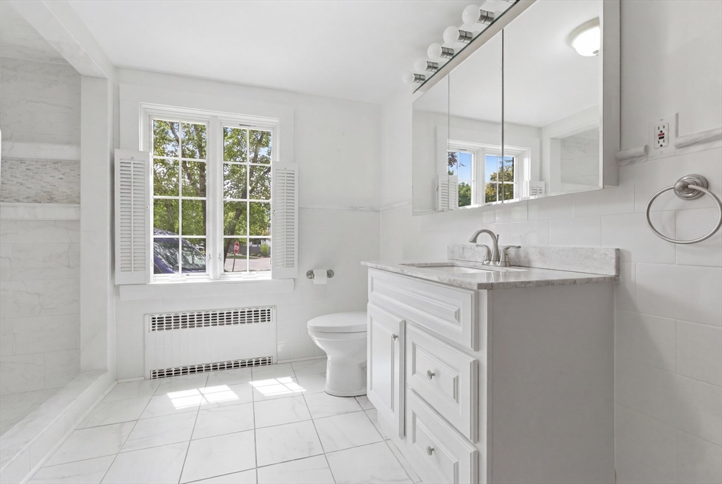127 Larchmont Road Melrose, MA 02176 - Photo 18 of 42