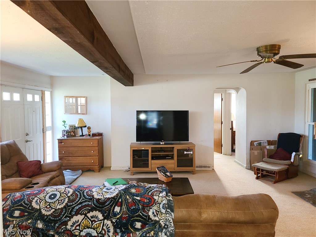 17894 Sheldon Road Brook Park, OH 44142 - Photo 5 of 24 Gallery Image 5