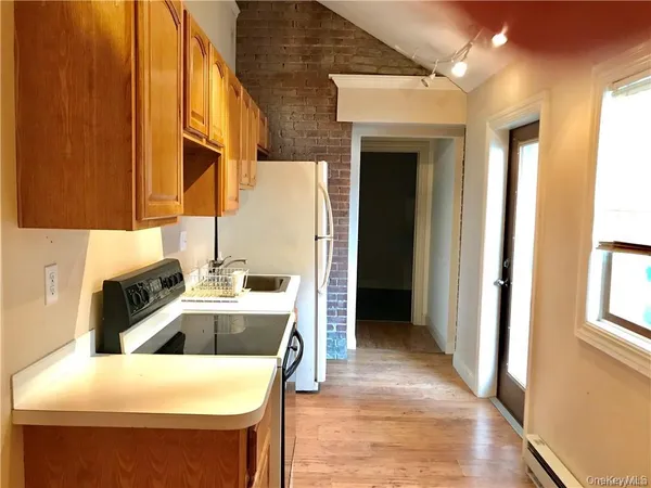 $1,250 | 6 Main Street, Unionville, NY 10988