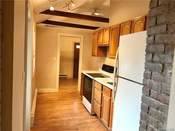 $1,250 | 6 Main Street, Unionville, NY 10988