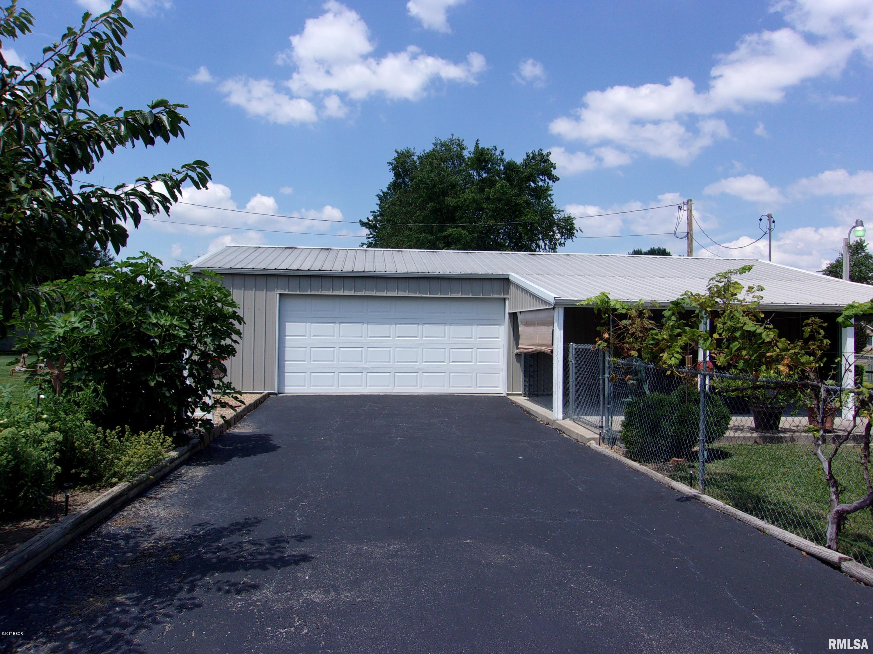 321 Main Street Valier, IL 62891 - Photo 14 of 17 Gallery Image 14