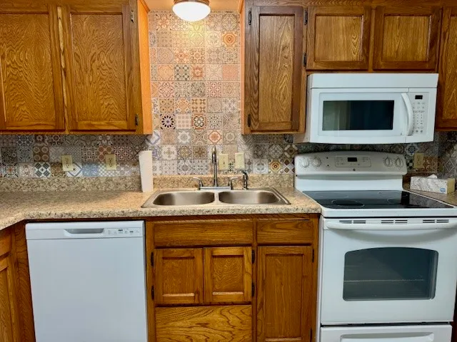 $79,900 | 49 Westwood Village Drive, Unit TH49, Trinity, TX 75862