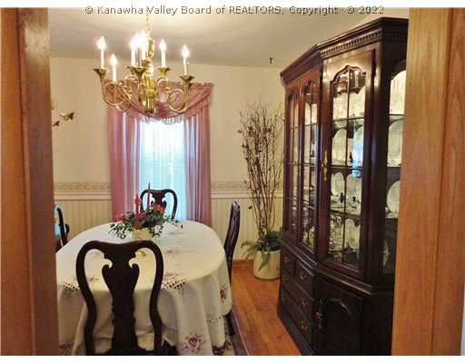 112 Teays Meadows Road Scott Depot, WV 25560 - Photo 4 of 16 Dining Room.