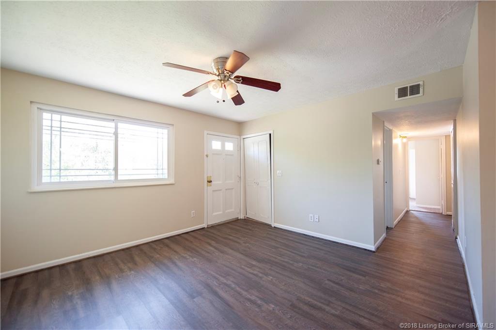 1821 Valley View Road New Albany, IN 47150 - Photo 10 of 31 Gallery Image 10