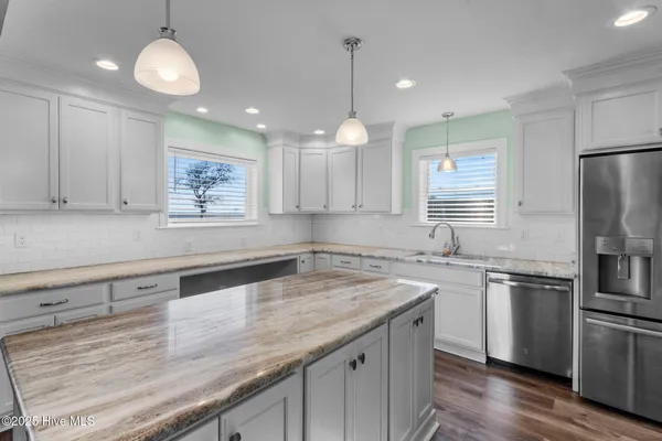 $699,950 | 1055 Waterlily Road, Coinjock, NC 27923