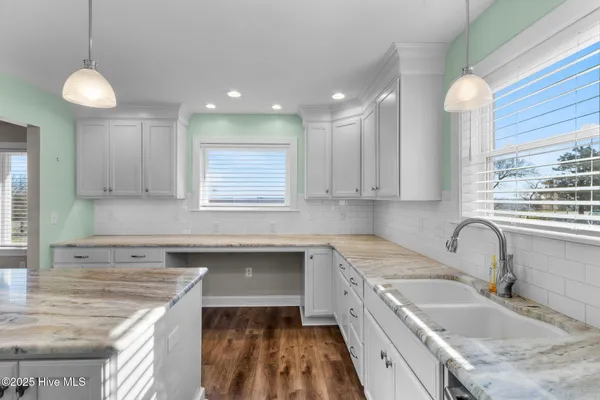 $699,950 | 1055 Waterlily Road, Coinjock, NC 27923