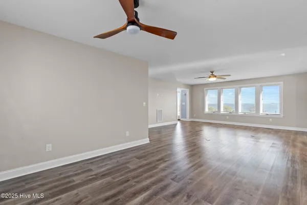 $699,950 | 1055 Waterlily Road, Coinjock, NC 27923