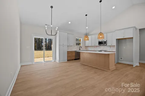 $524,900 | 2307 Lee Lawing Road, Lincolnton, NC 28092