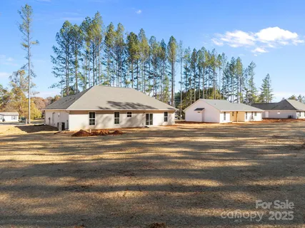 $524,900 | 2307 Lee Lawing Road, Lincolnton, NC 28092
